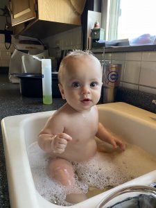 Leo in the bath